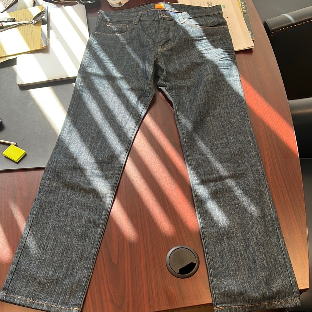 Hugo Boss men’s jeans 34”32” regular fit New